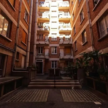 Canopee, Paisible, Chaleureux, Lumineux, Balcon Parijs Buitenkant foto